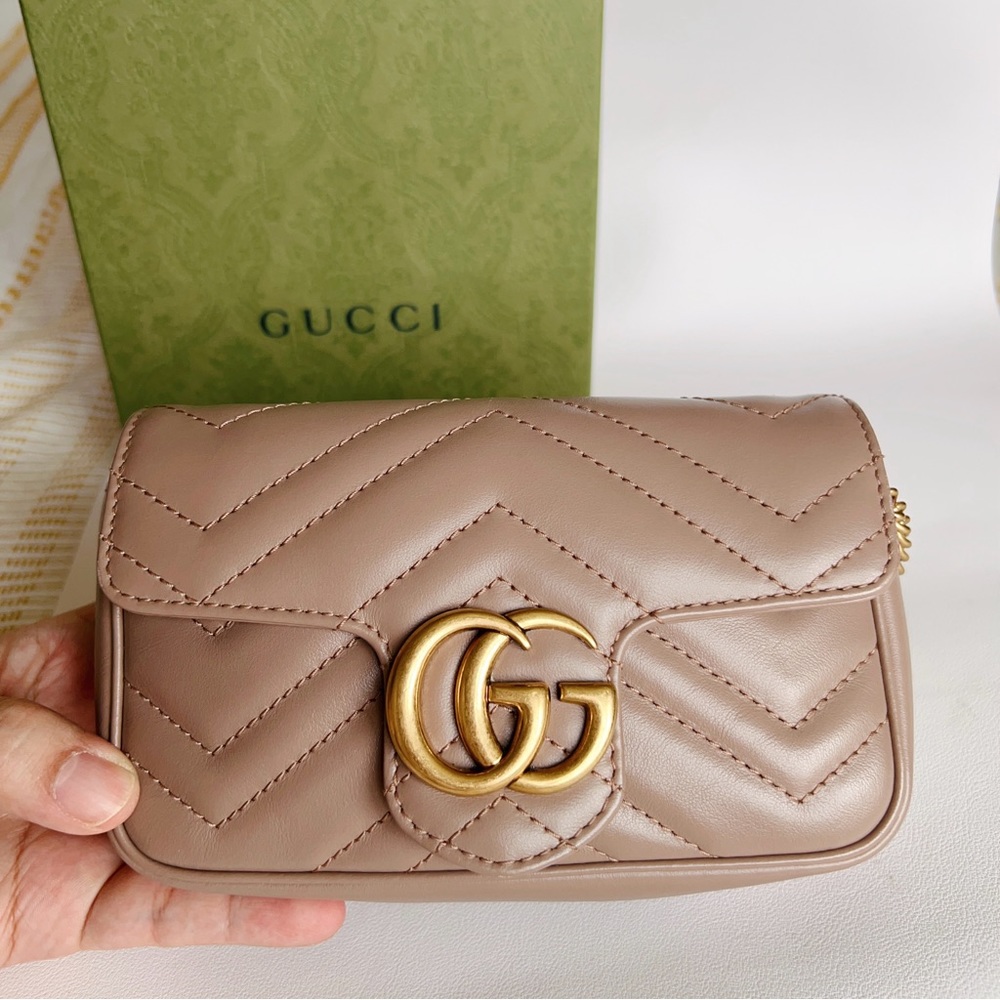 COPY - New Gucci GG Marmont super mini bag